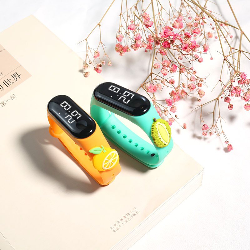 Hot Sale Cartoon Sport Kids Watch High Quality Silicone Wrist Suitable Kids Skin Touchscreen LED Digital Watch